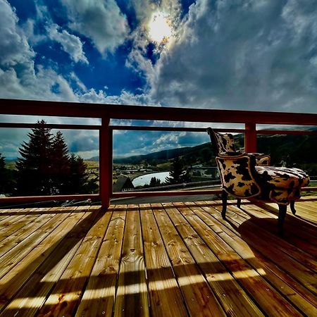 Authentique Chalet Vue Sur Le Lac Et Les Pistes 베세-에-생타나스타시 외부 사진
