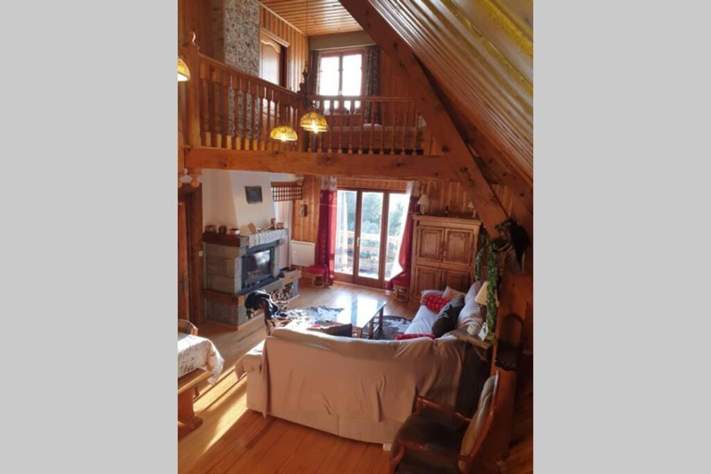 Authentique Chalet Vue Sur Le Lac Et Les Pistes 베세-에-생타나스타시 외부 사진